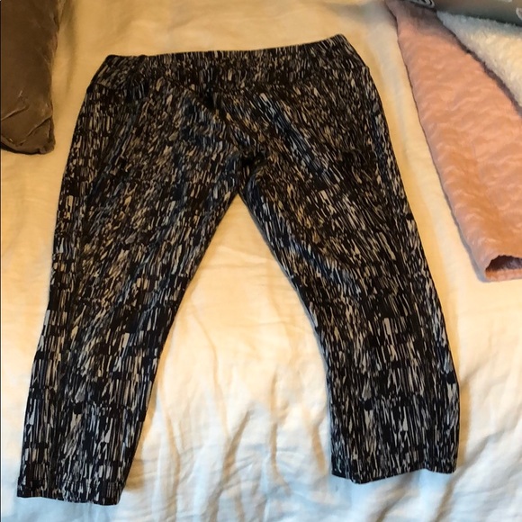 Nike leggings - Picture 2 of 2